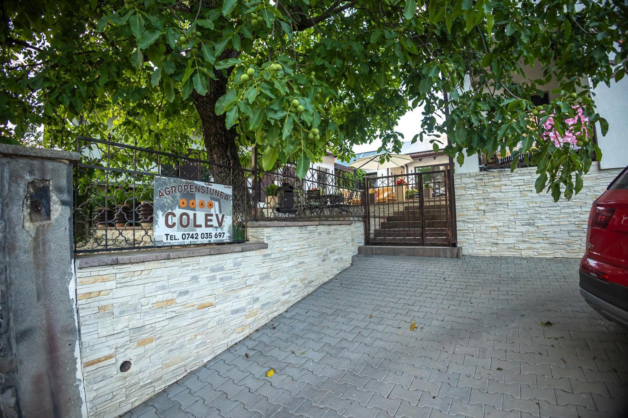 Agropensiunea Colev Stremt Exterior photo